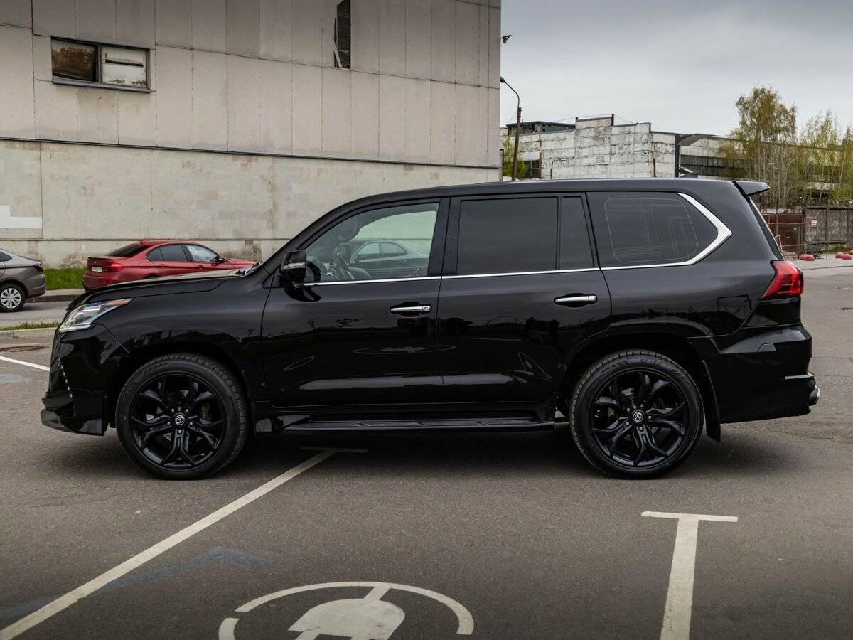 Lexus LX с пробегом — 2018 год. Фото: #9