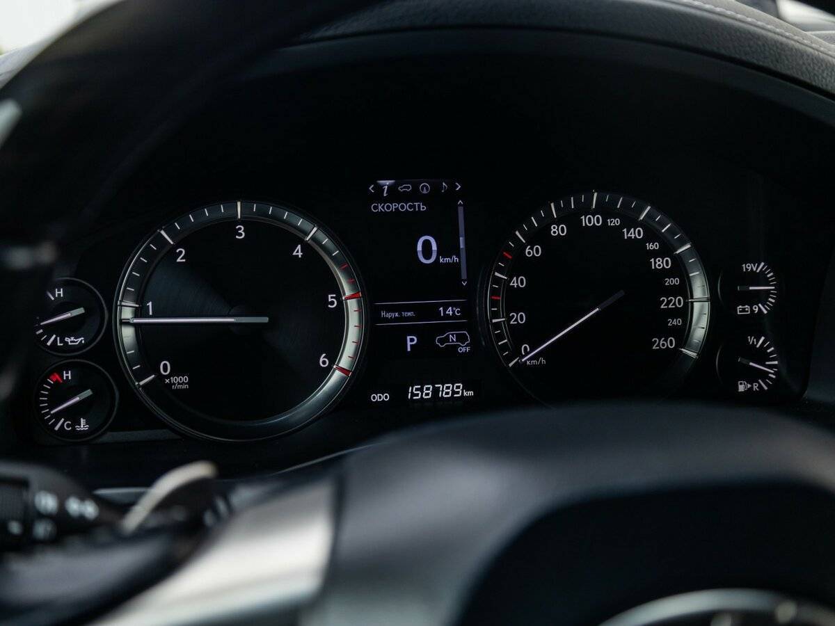 Lexus LX с пробегом — 2018 год. Фото: #16