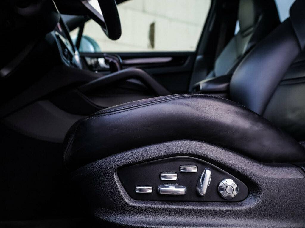 Porsche Cayenne с пробегом — 2020 год. Фото: #20