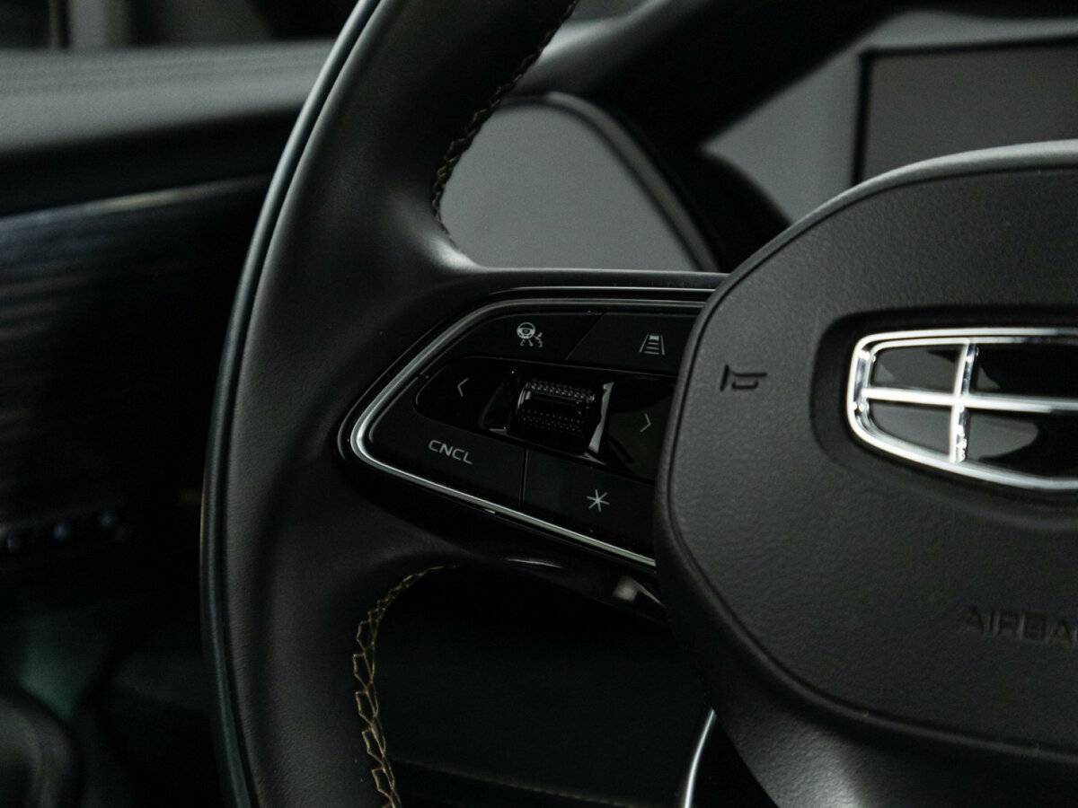 Geely Monjaro с пробегом — 2023 год. Фото: #26