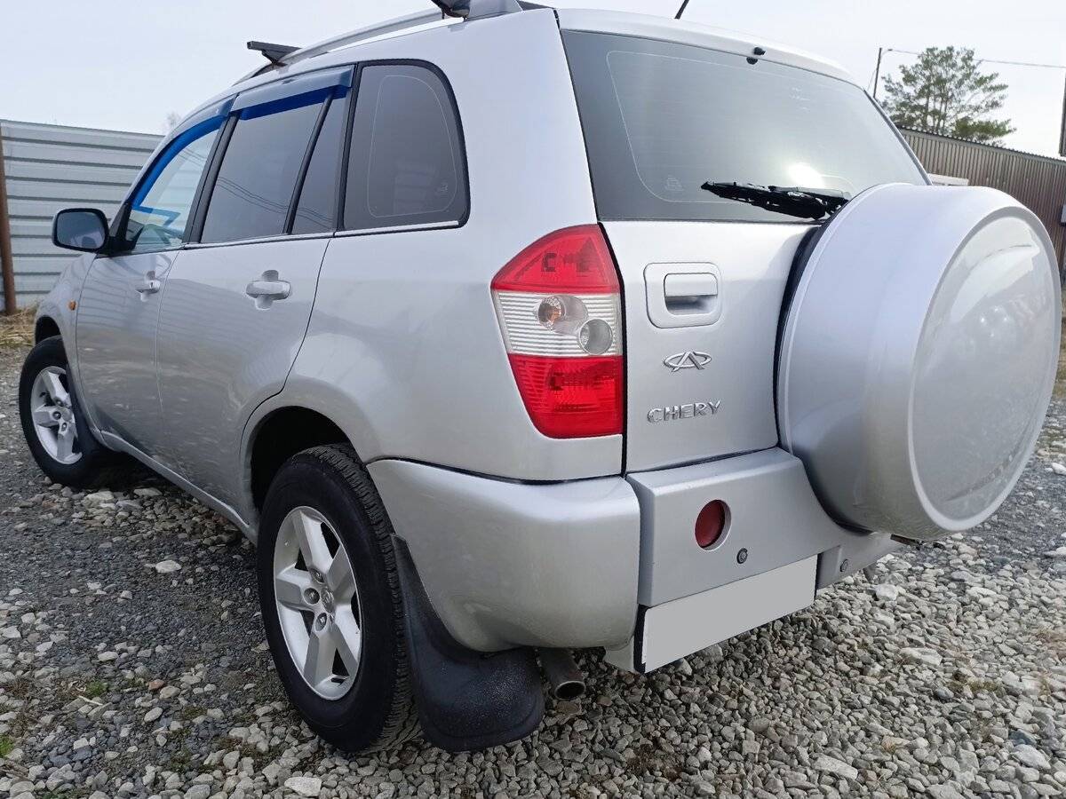 Chery Tiggo (T11) с пробегом — 2013 год. Фото: #3