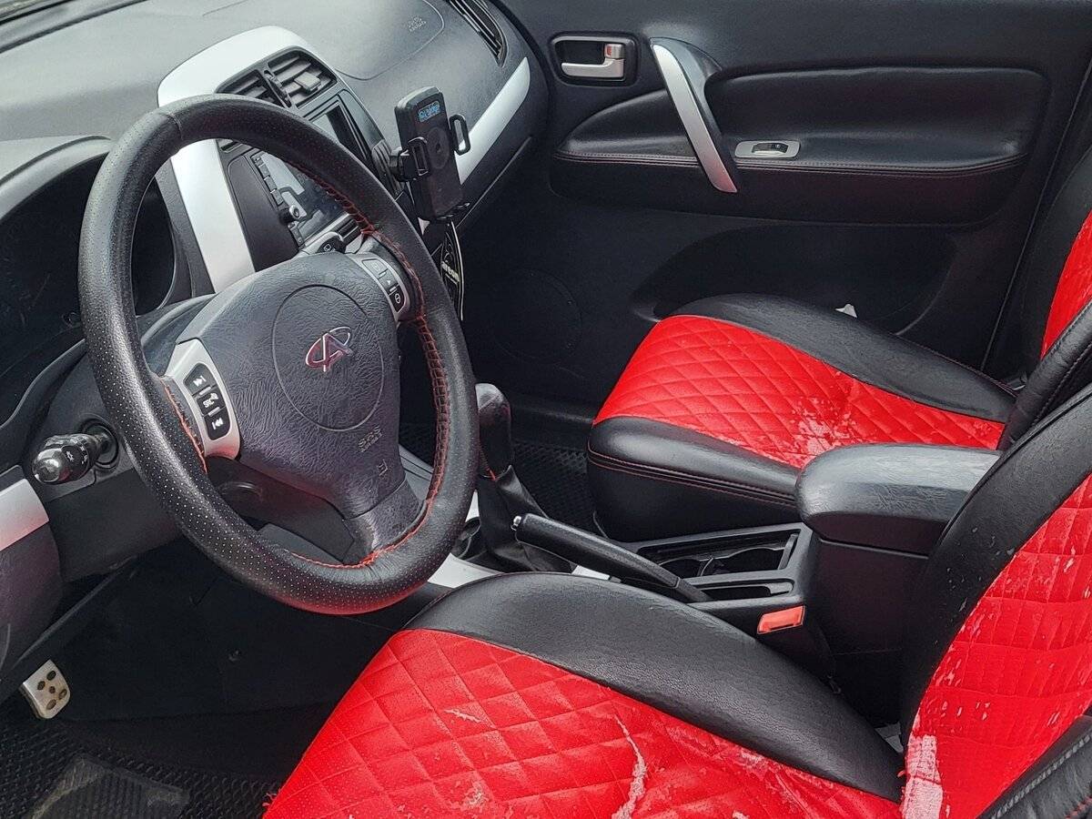 Chery Tiggo (T11) с пробегом — 2013 год. Фото: #8