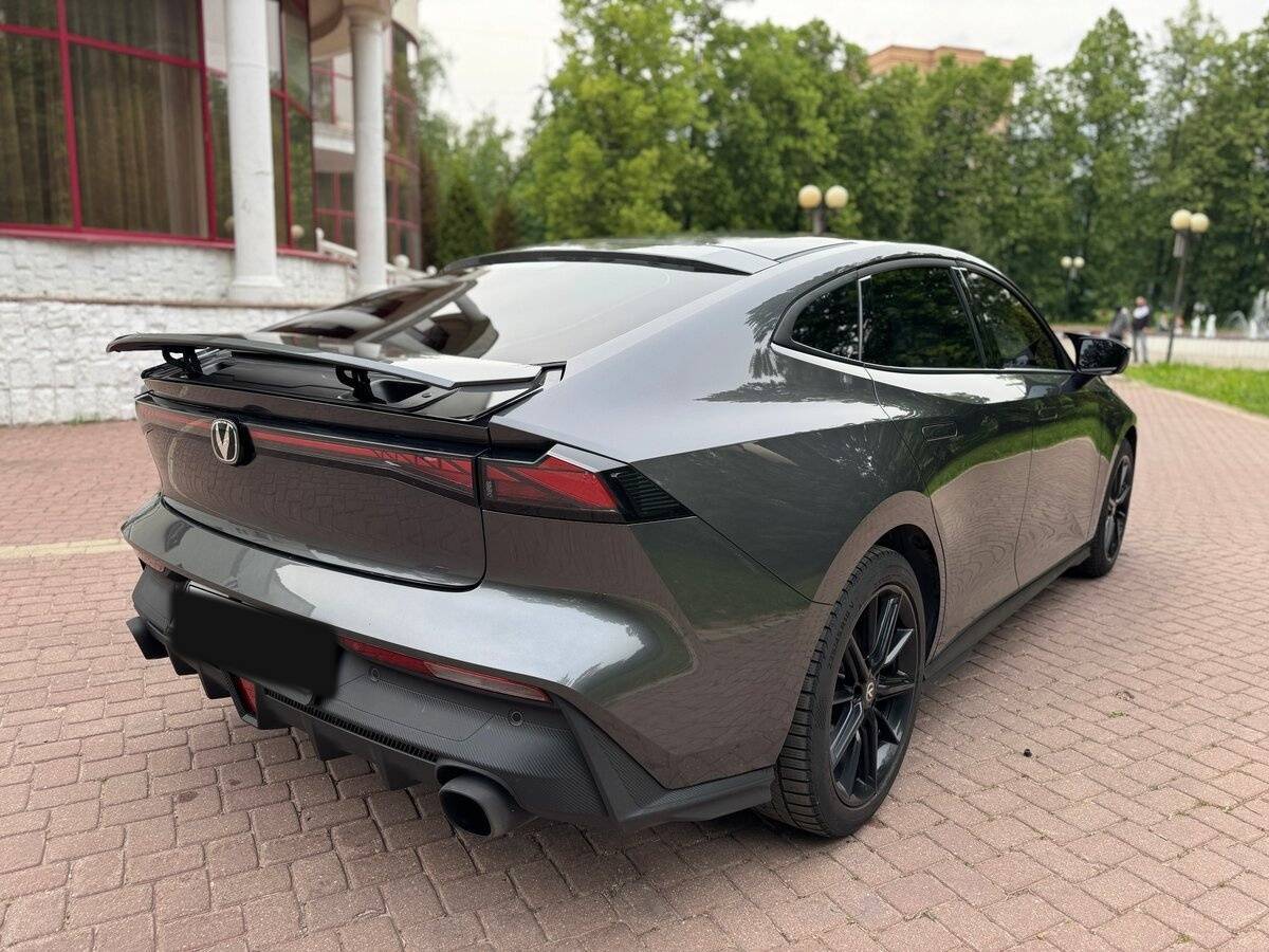 Changan UNI-V с пробегом — 2022 год. Фото: #3