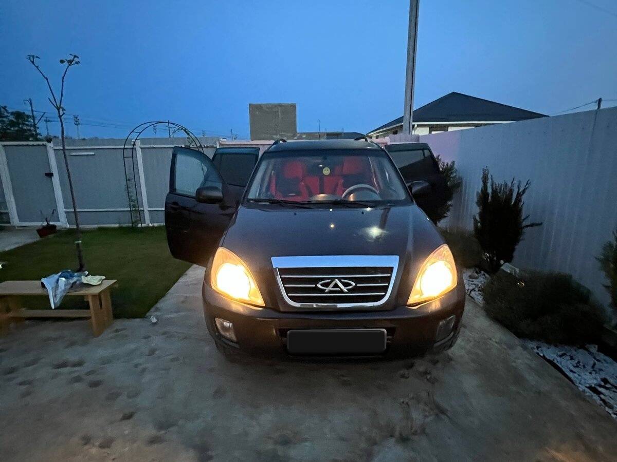 Chery Tiggo (T11) с пробегом — 2010 год. Фото: #2