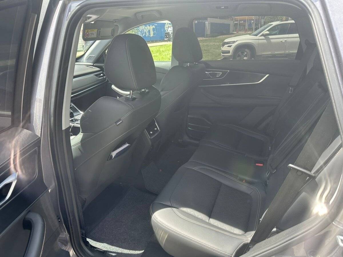 Chery Tiggo 8 с пробегом — 2023 год. Фото: #8