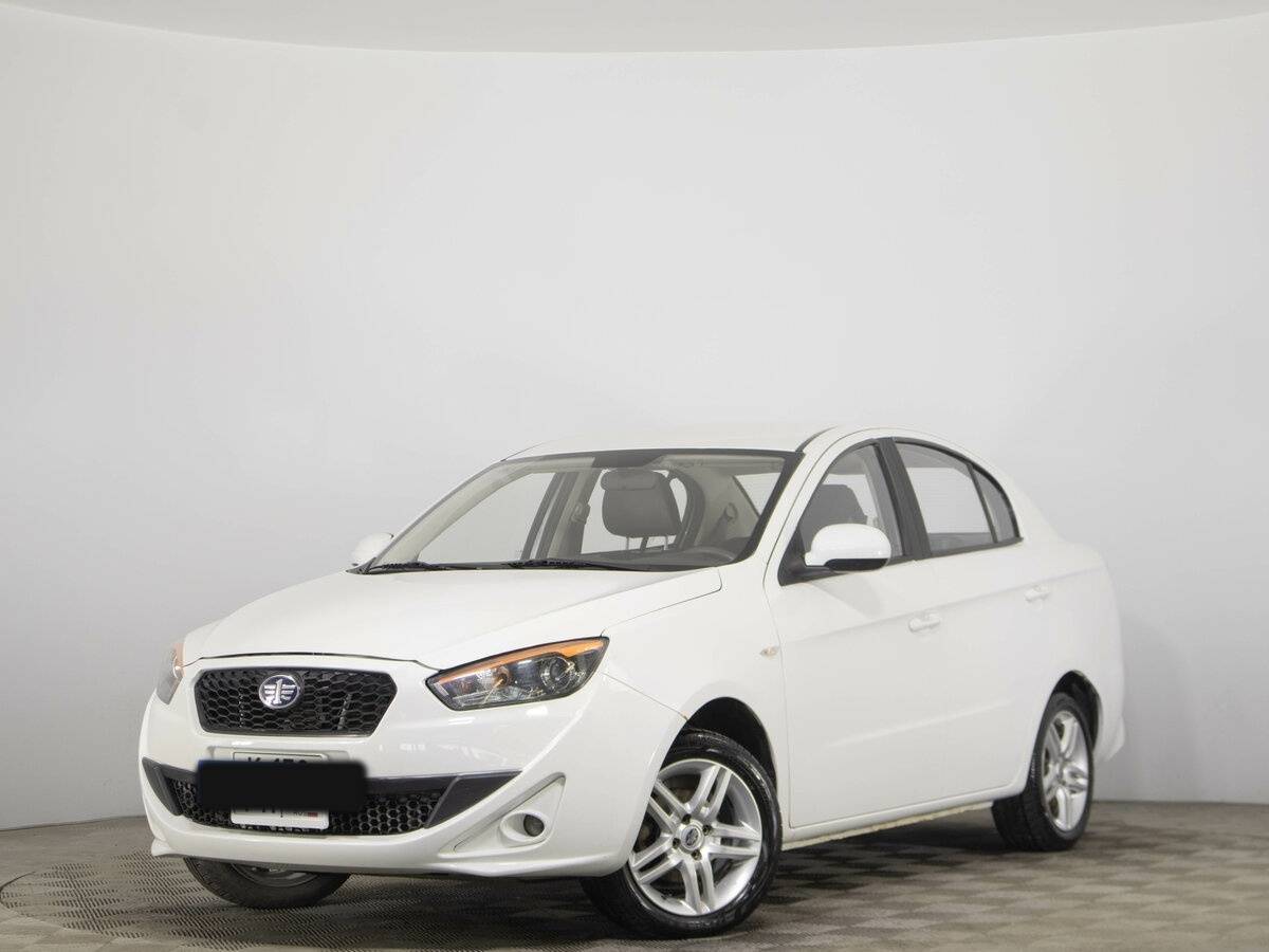 FAW Oley с пробегом — 2014 год. Фото: #1