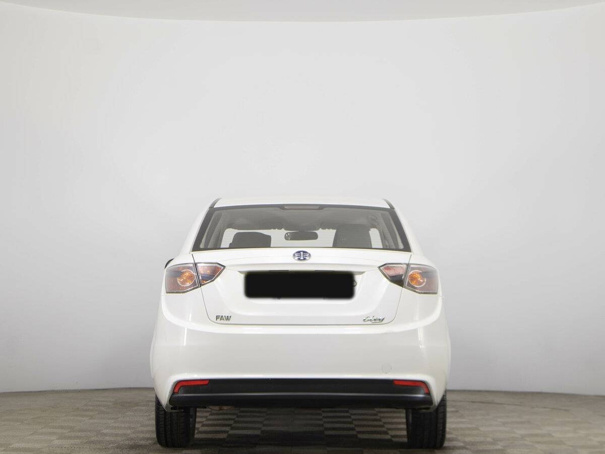 FAW Oley с пробегом — 2014 год. Фото: #3