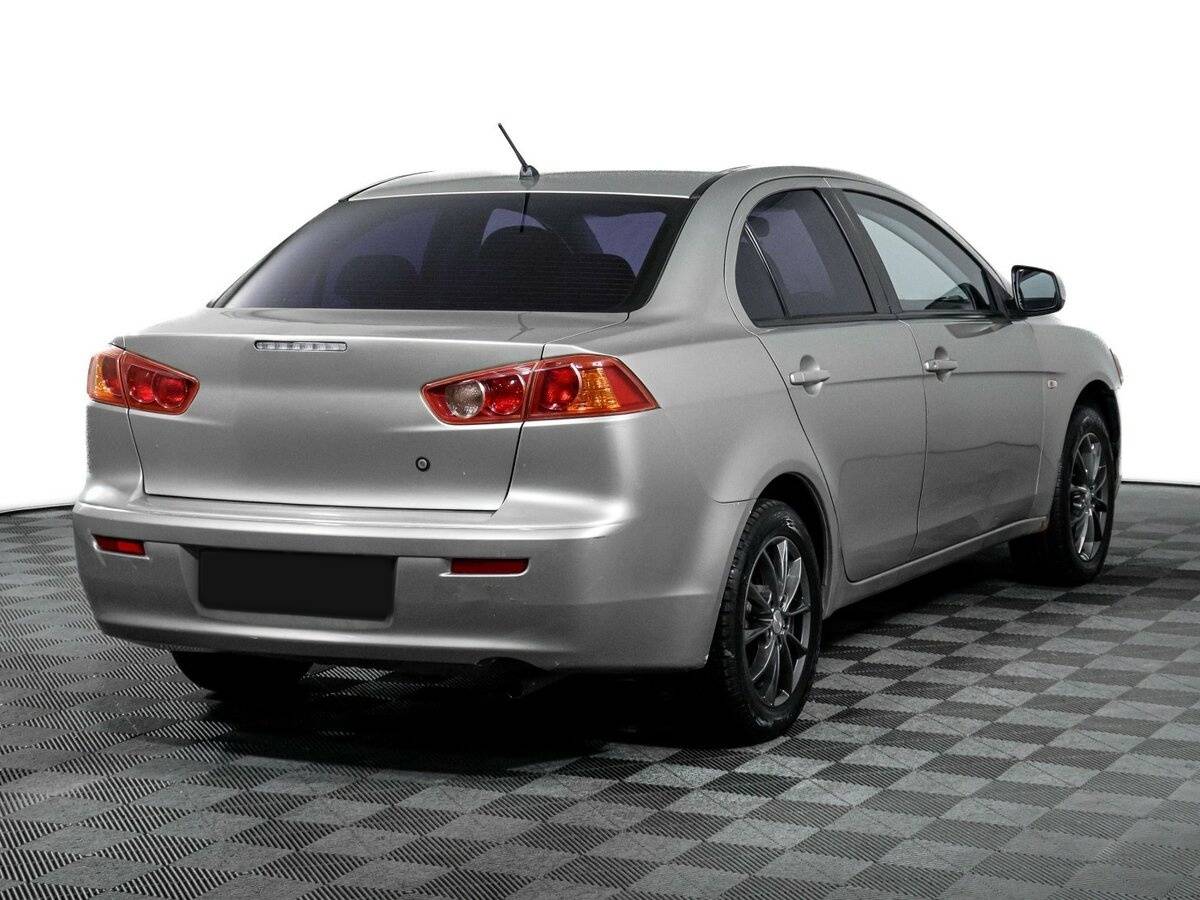 Mitsubishi Lancer с пробегом — 2007 год. Фото: #4