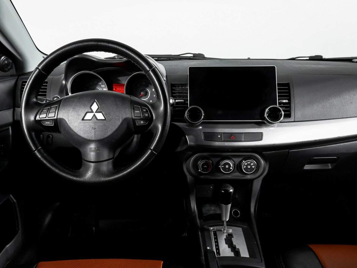 Mitsubishi Lancer с пробегом — 2007 год. Фото: #11