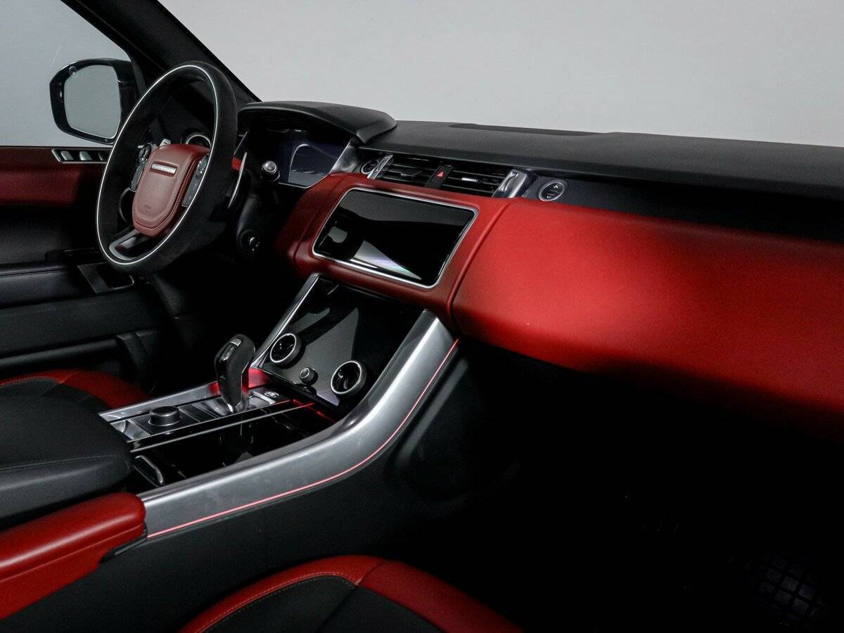 Land Rover Range Rover Sport с пробегом — 2019 год. Фото: #8