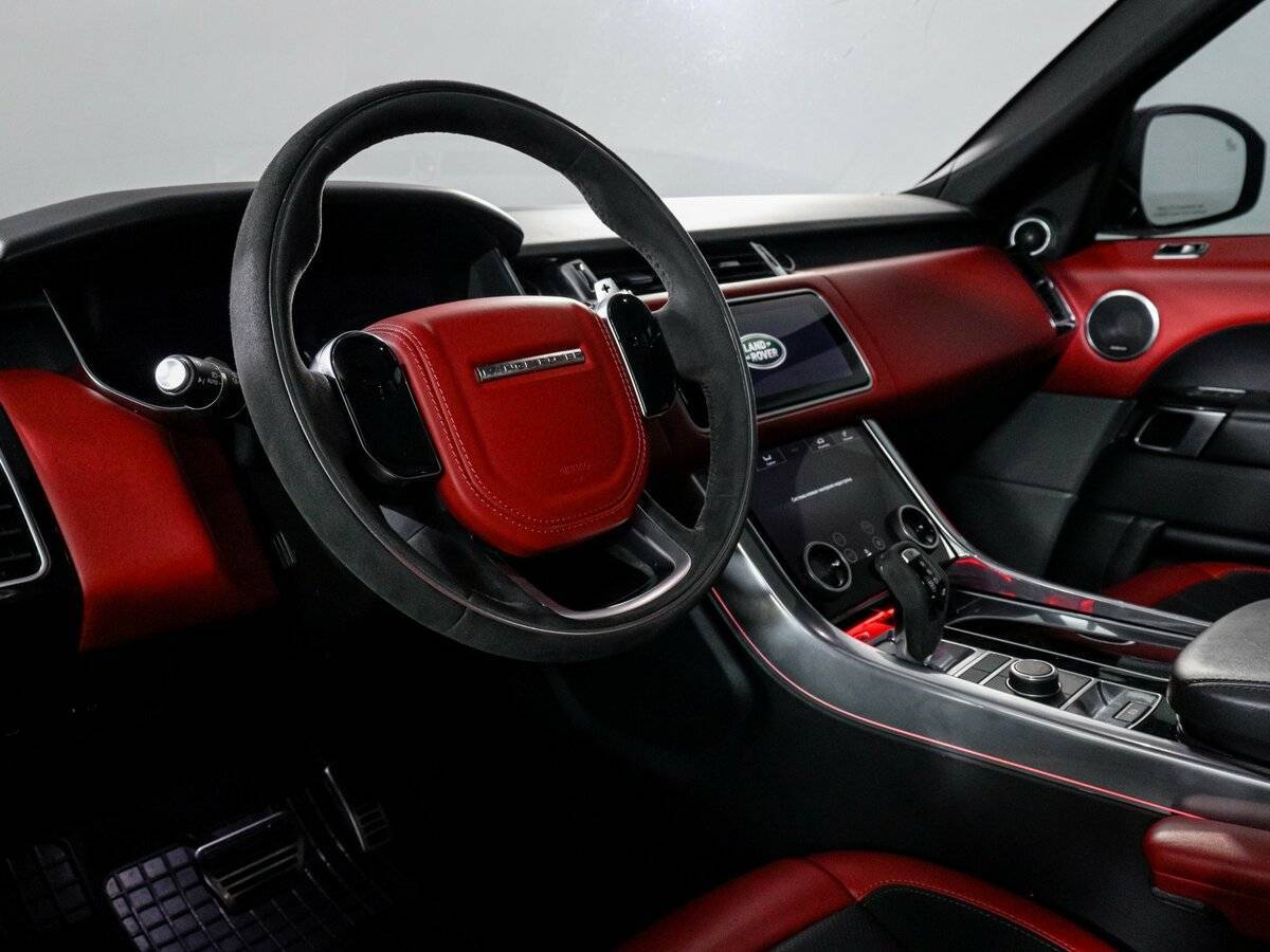 Land Rover Range Rover Sport с пробегом — 2019 год. Фото: #13