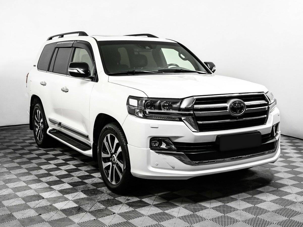 Toyota Land Cruiser с пробегом — 2019 год. Фото: #2