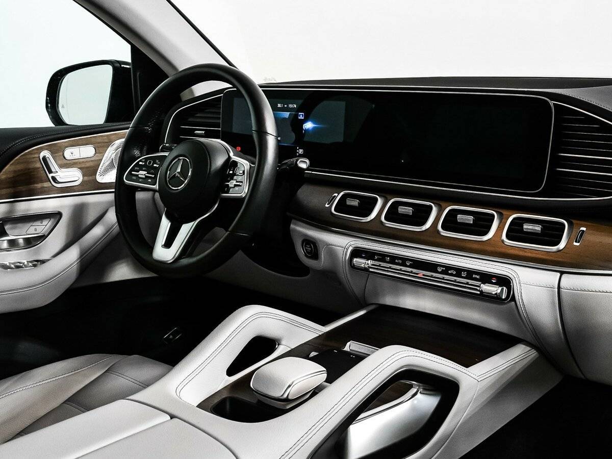 Mercedes-Benz GLE Coupe с пробегом — 2023 год. Фото: #8