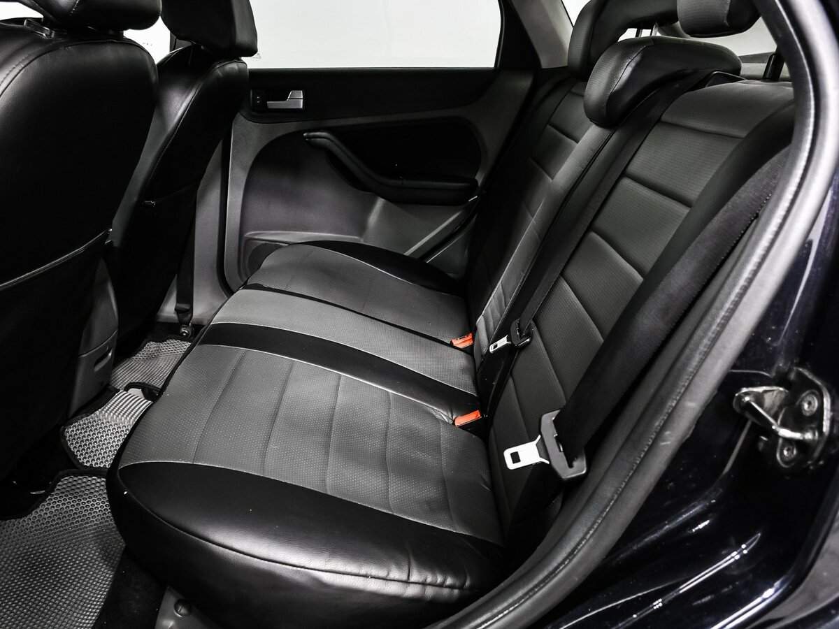 Ford Focus с пробегом — 2007 год. Фото: #11