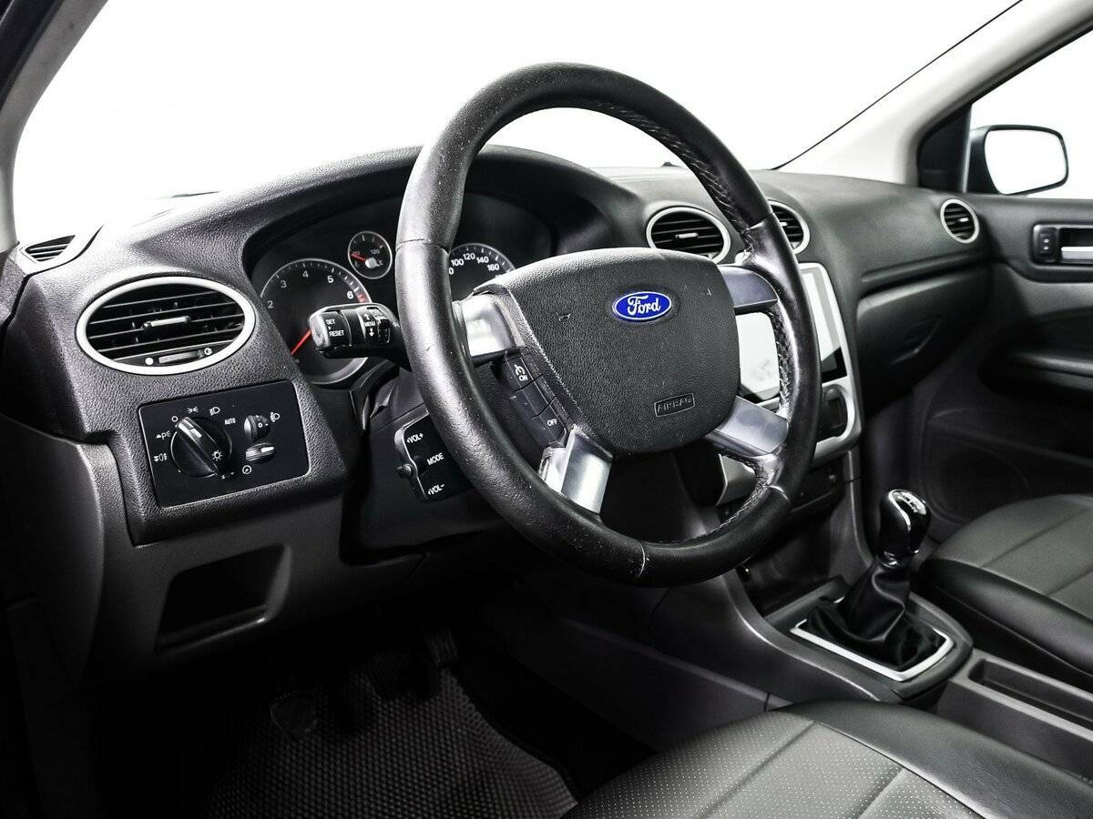 Ford Focus с пробегом — 2007 год. Фото: #12