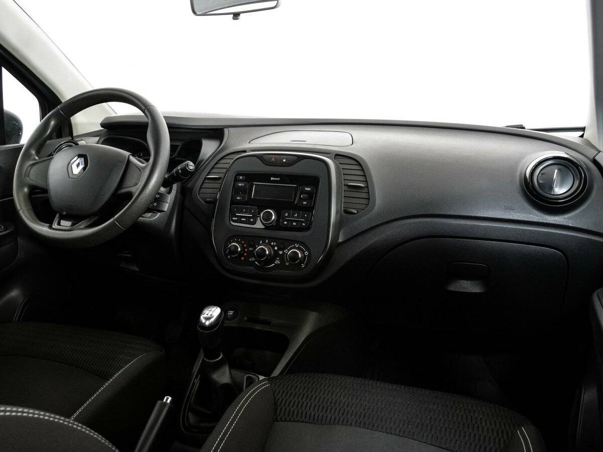 Renault Kaptur с пробегом — 2018 год. Фото: #8