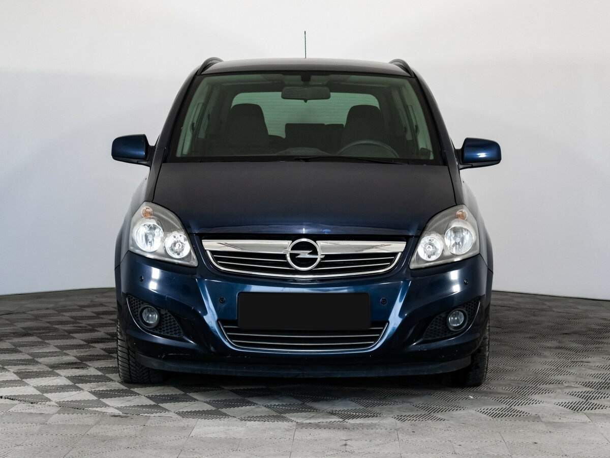 Opel Zafira с пробегом — 2011 год. Фото: #1
