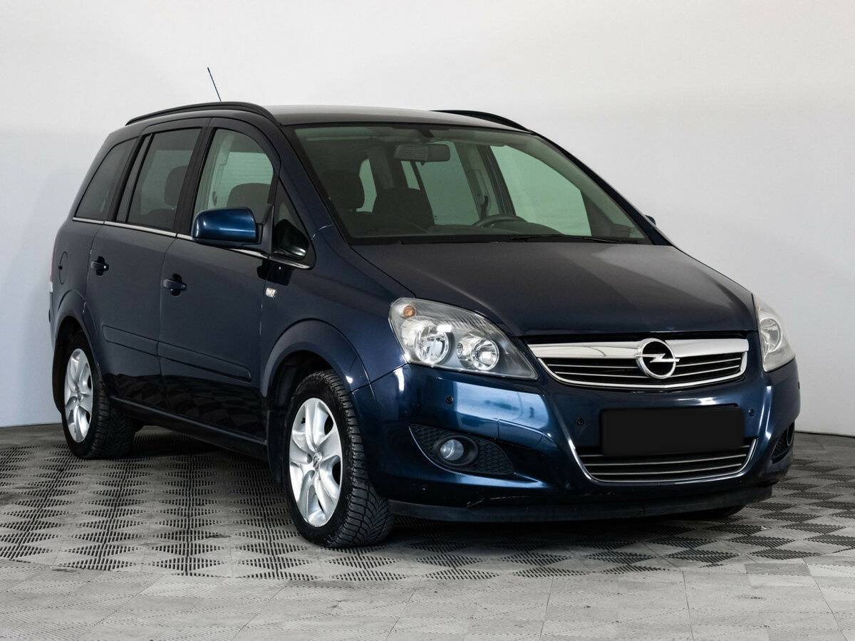 Opel Zafira с пробегом — 2011 год. Фото: #2