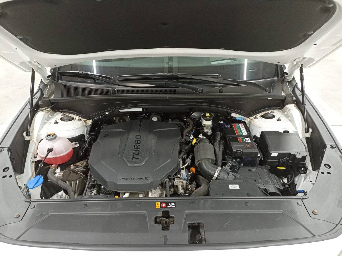 Hyundai Santa Fe с пробегом — 2021 год. Фото: #8