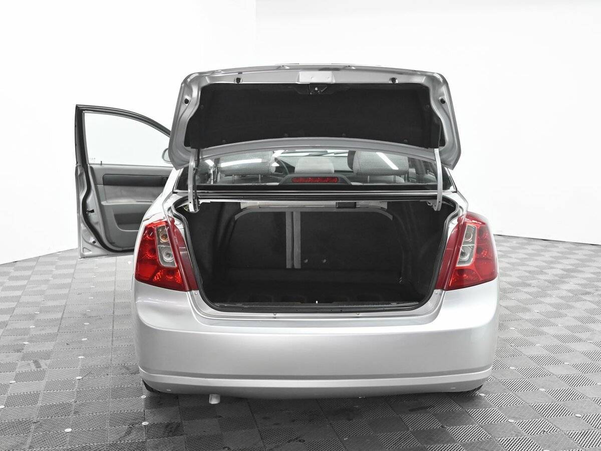 Chevrolet Lacetti с пробегом — 2008 год. Фото: #4