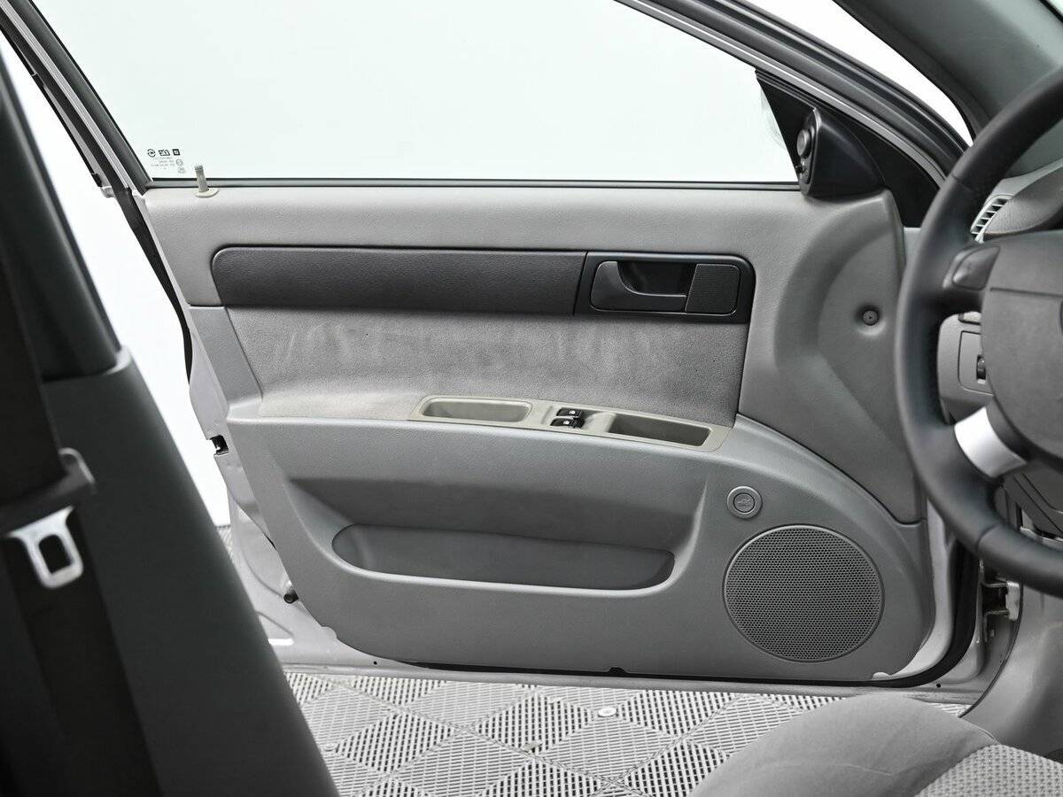 Chevrolet Lacetti с пробегом — 2008 год. Фото: #6