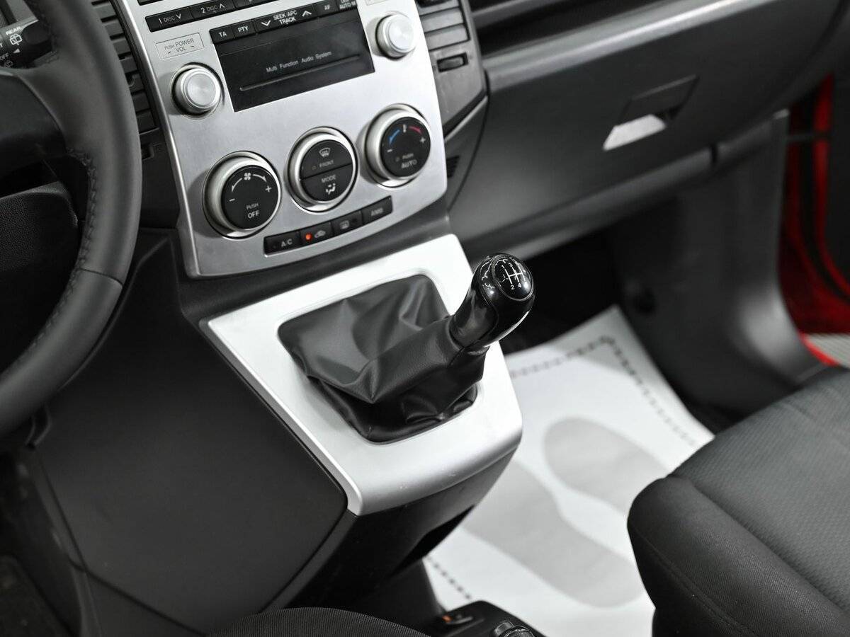 Mazda 5 с пробегом — 2007 год. Фото: #8