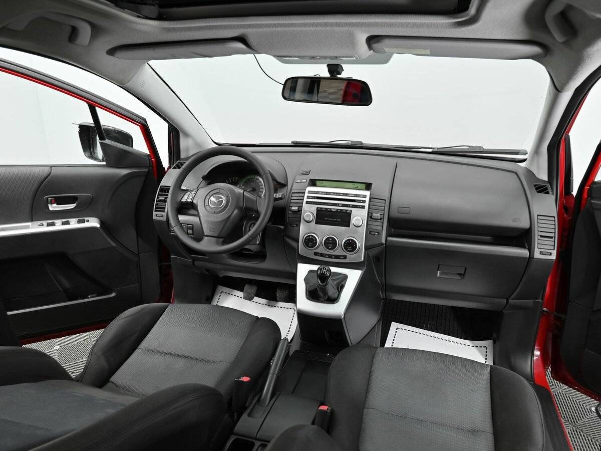 Mazda 5 с пробегом — 2007 год. Фото: #9
