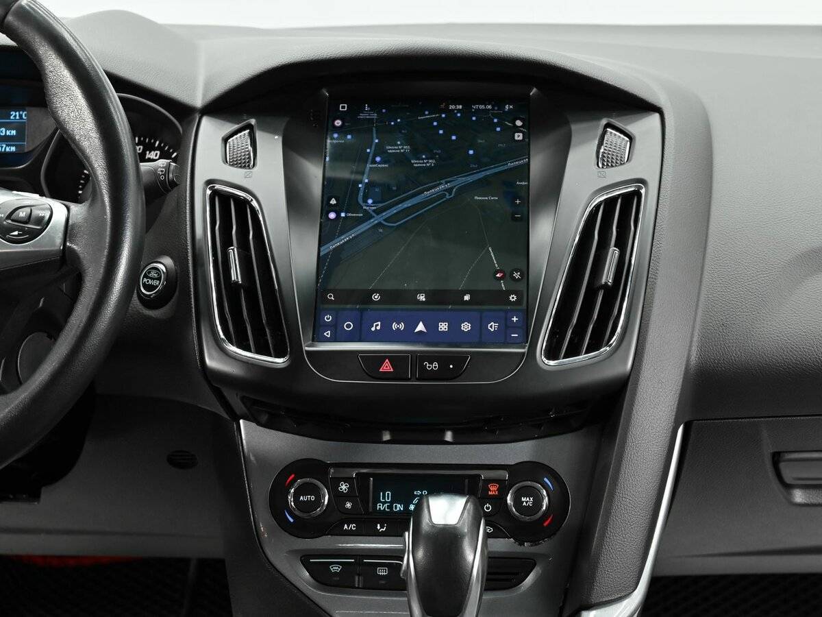 Ford Focus с пробегом — 2011 год. Фото: #8