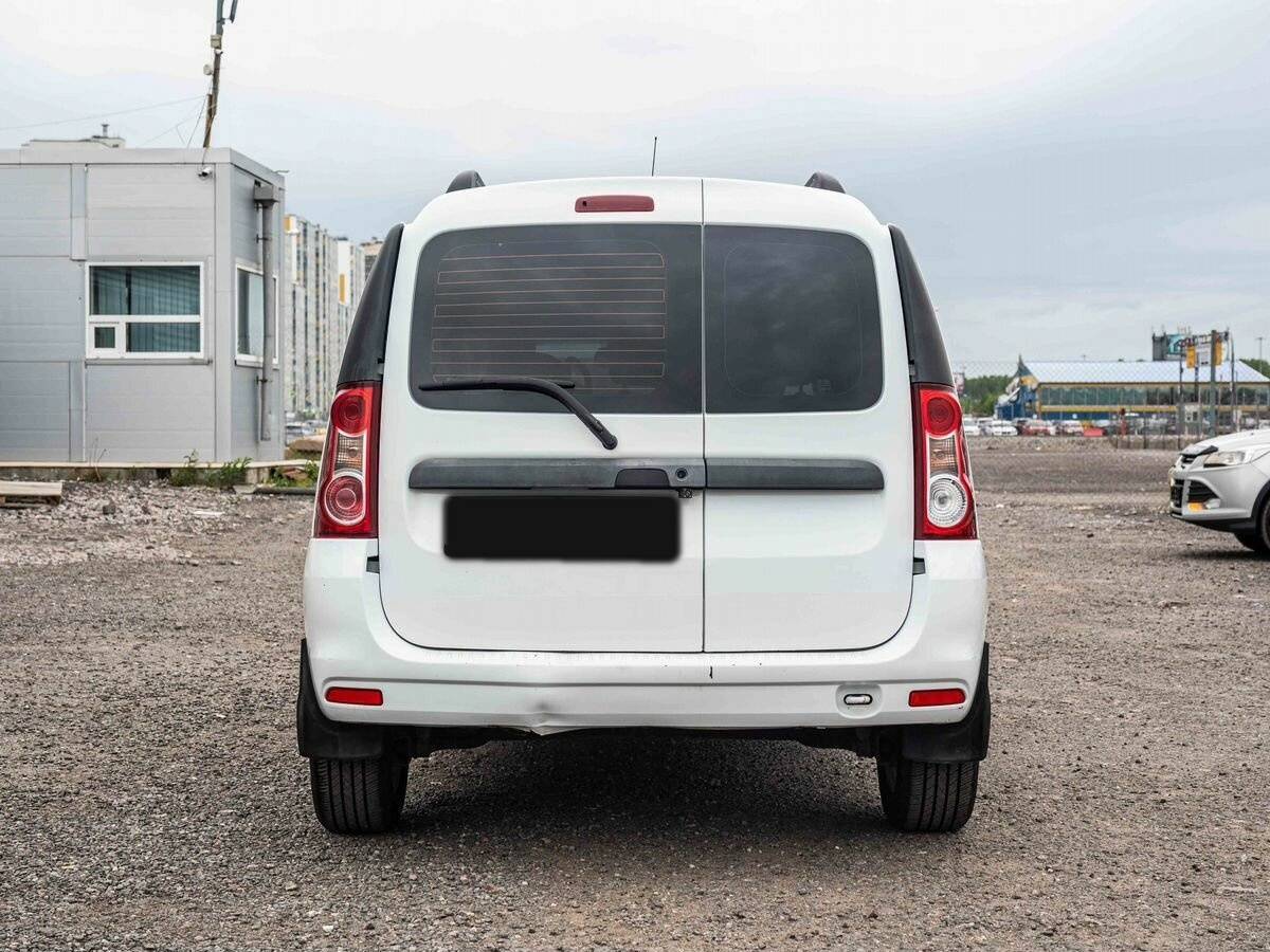 Lada (ВАЗ) Largus с пробегом — 2013 год. Фото: #4