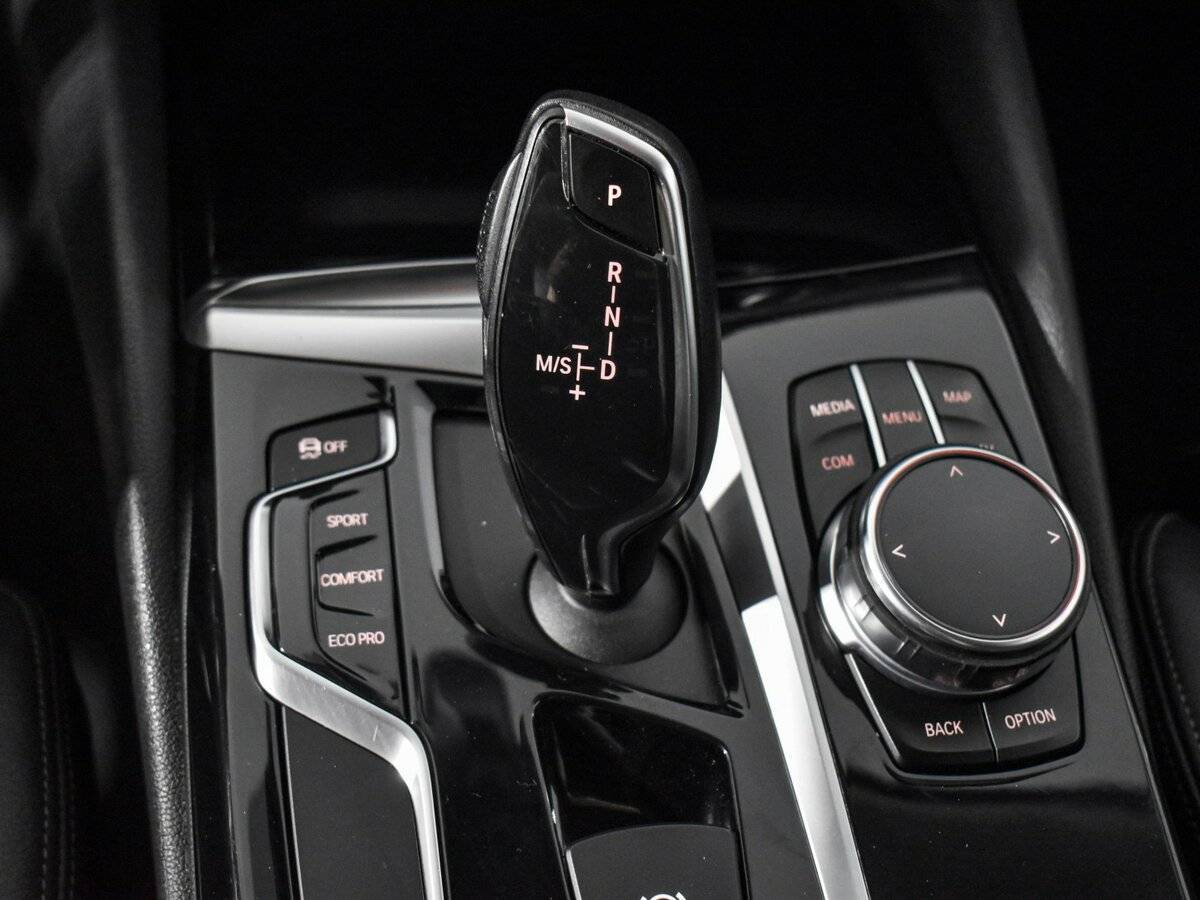 BMW 5 серии с пробегом — 2017 год. Фото: #10