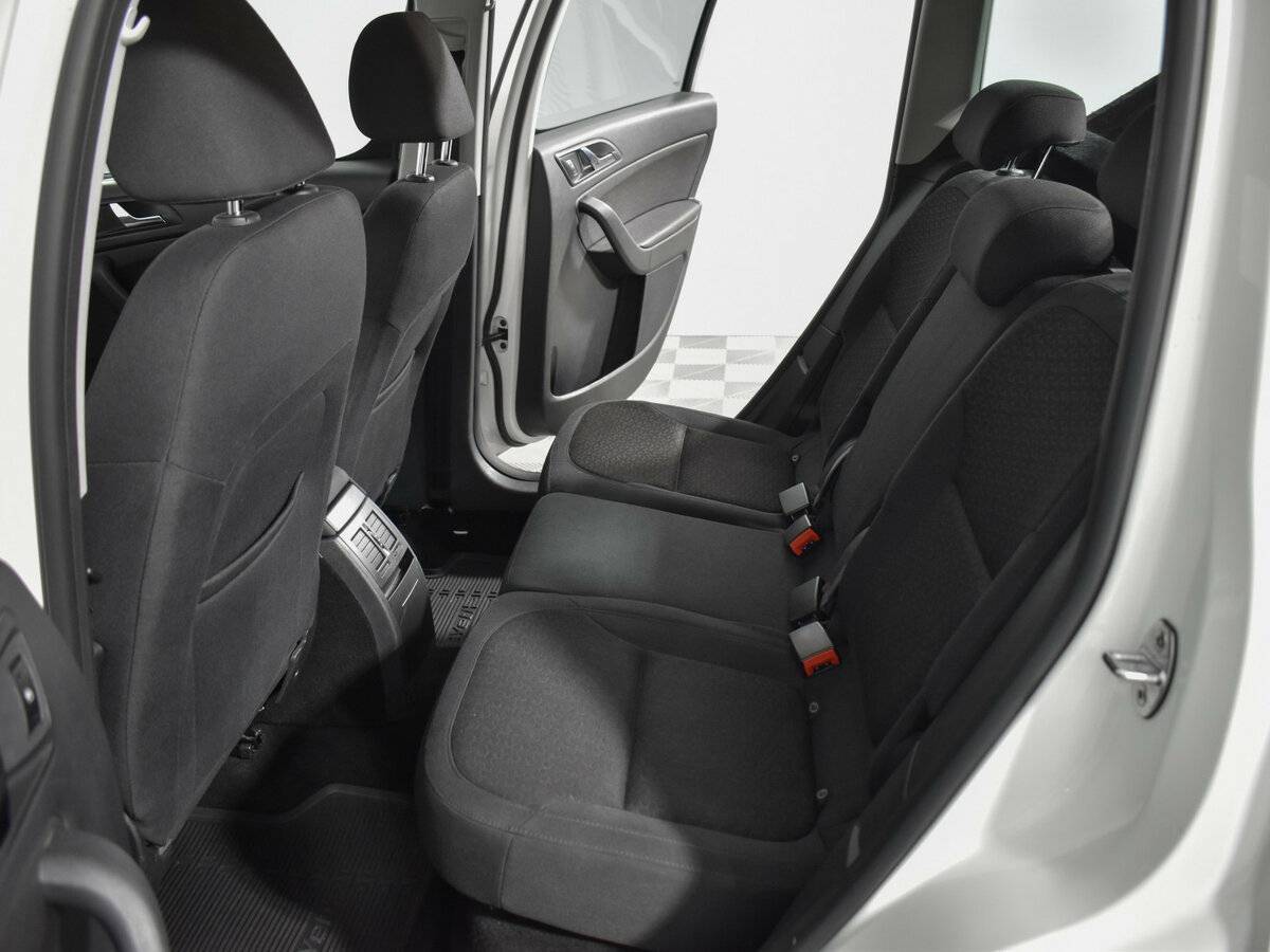 Skoda Yeti с пробегом — 2012 год. Фото: #10