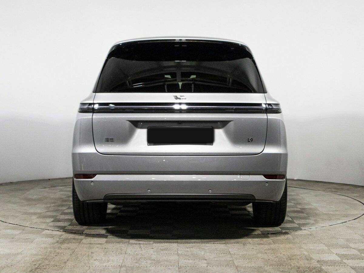 LiXiang L9 с пробегом — 2023 год. Фото: #5