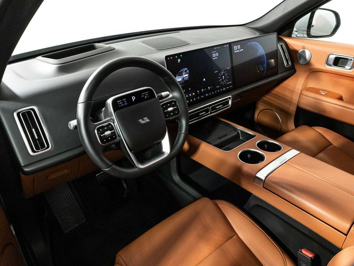 LiXiang L9 с пробегом — 2023 год. Фото: #10