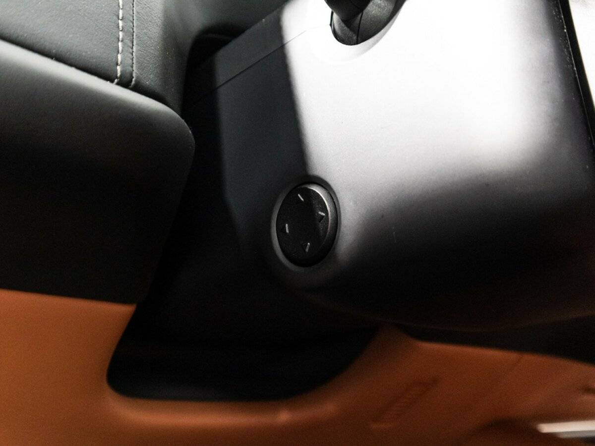 LiXiang L9 с пробегом — 2023 год. Фото: #31