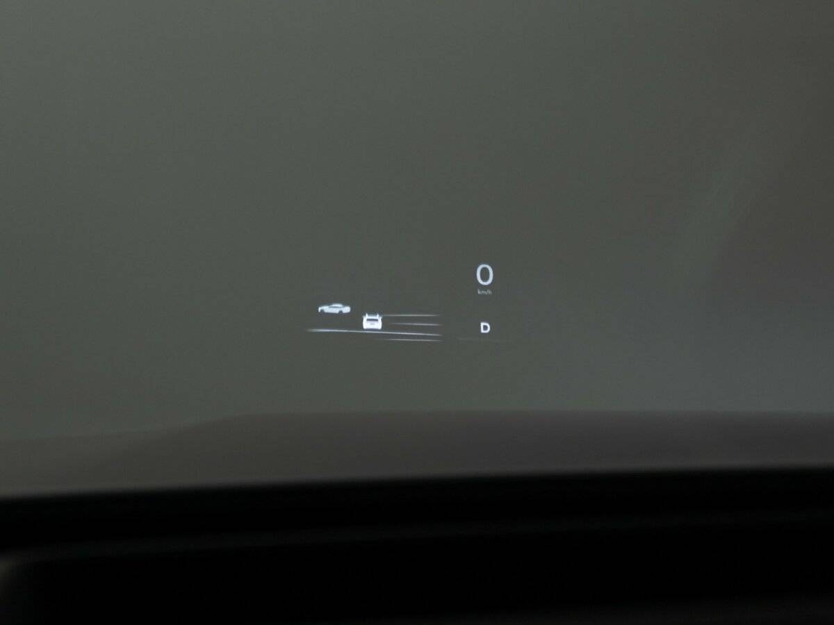 LiXiang L9 с пробегом — 2023 год. Фото: #32