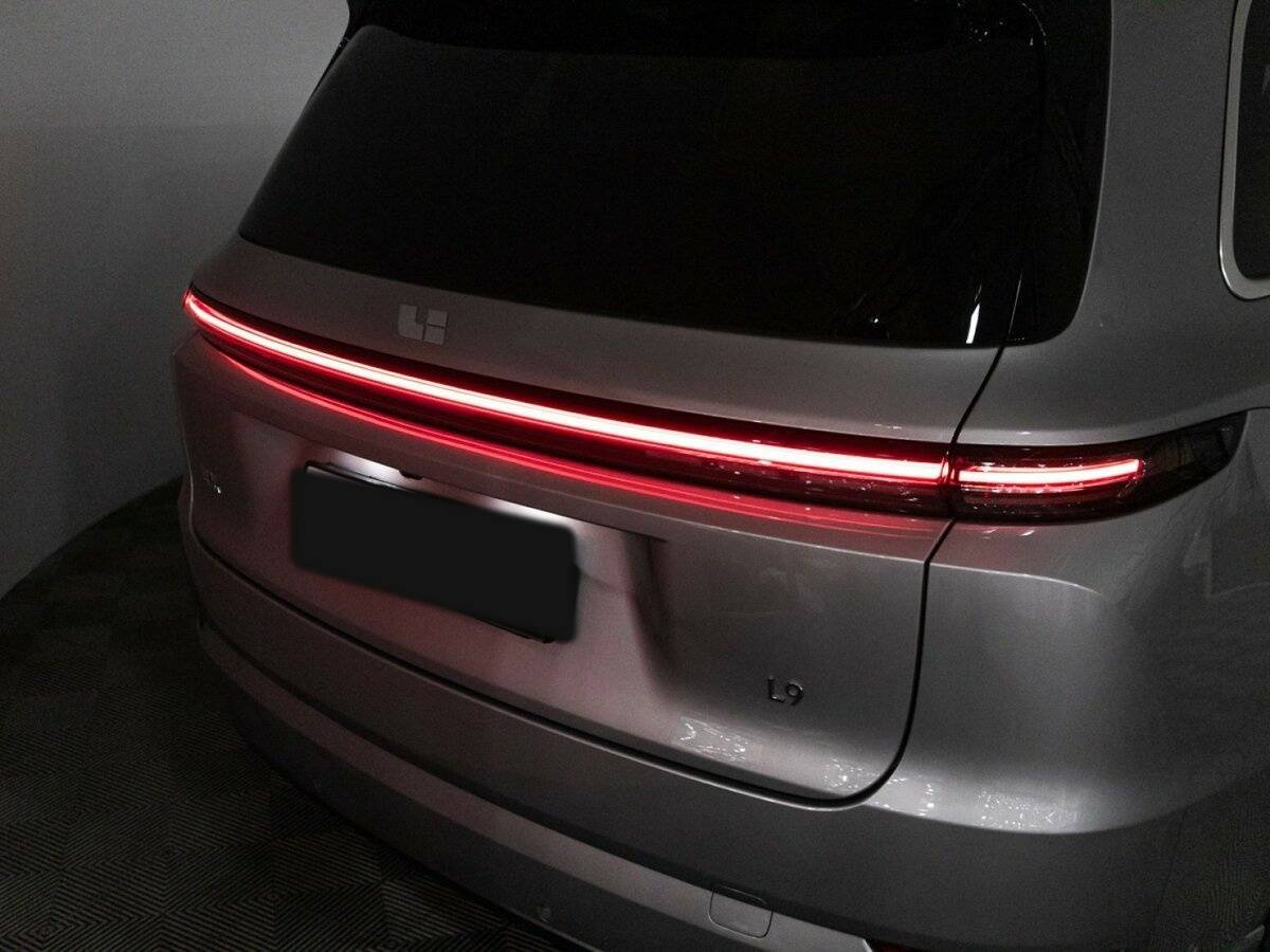 LiXiang L9 с пробегом — 2023 год. Фото: #38