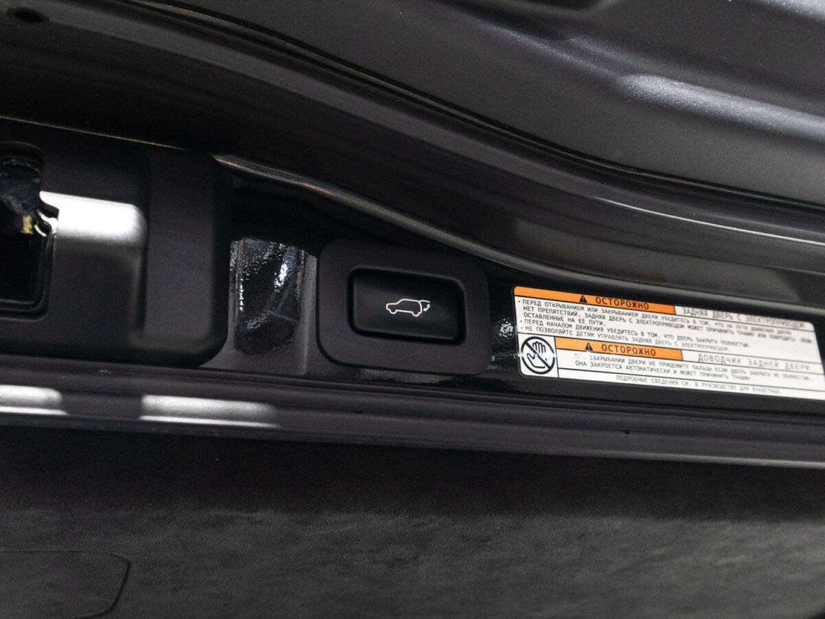 Lexus LX с пробегом — 2016 год. Фото: #13