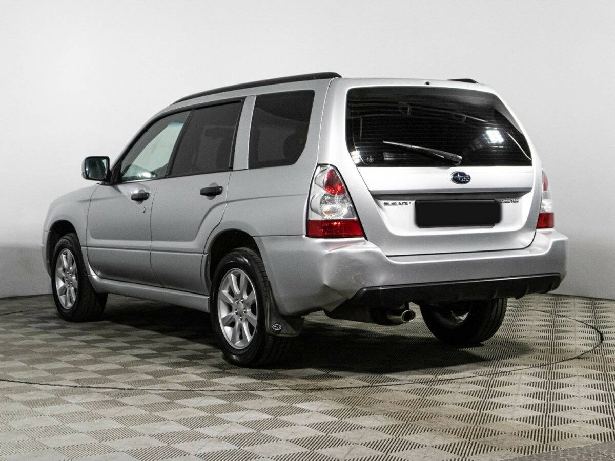 Subaru Forester с пробегом — 2006 год. Фото: #6