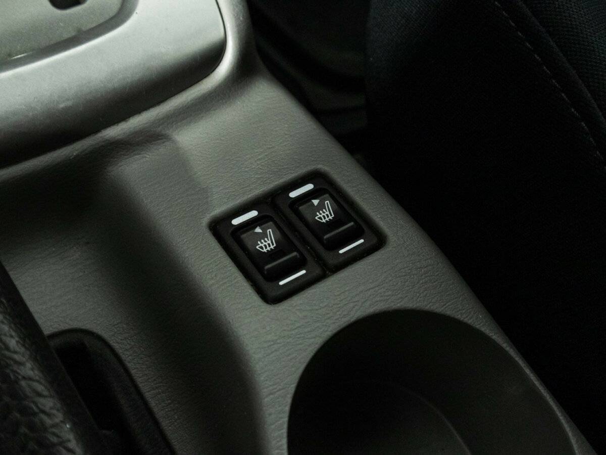 Subaru Forester с пробегом — 2006 год. Фото: #17