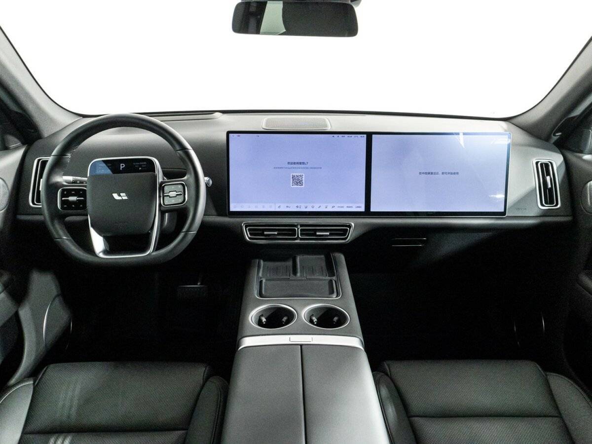 LiXiang L7 с пробегом — 2024 год. Фото: #11