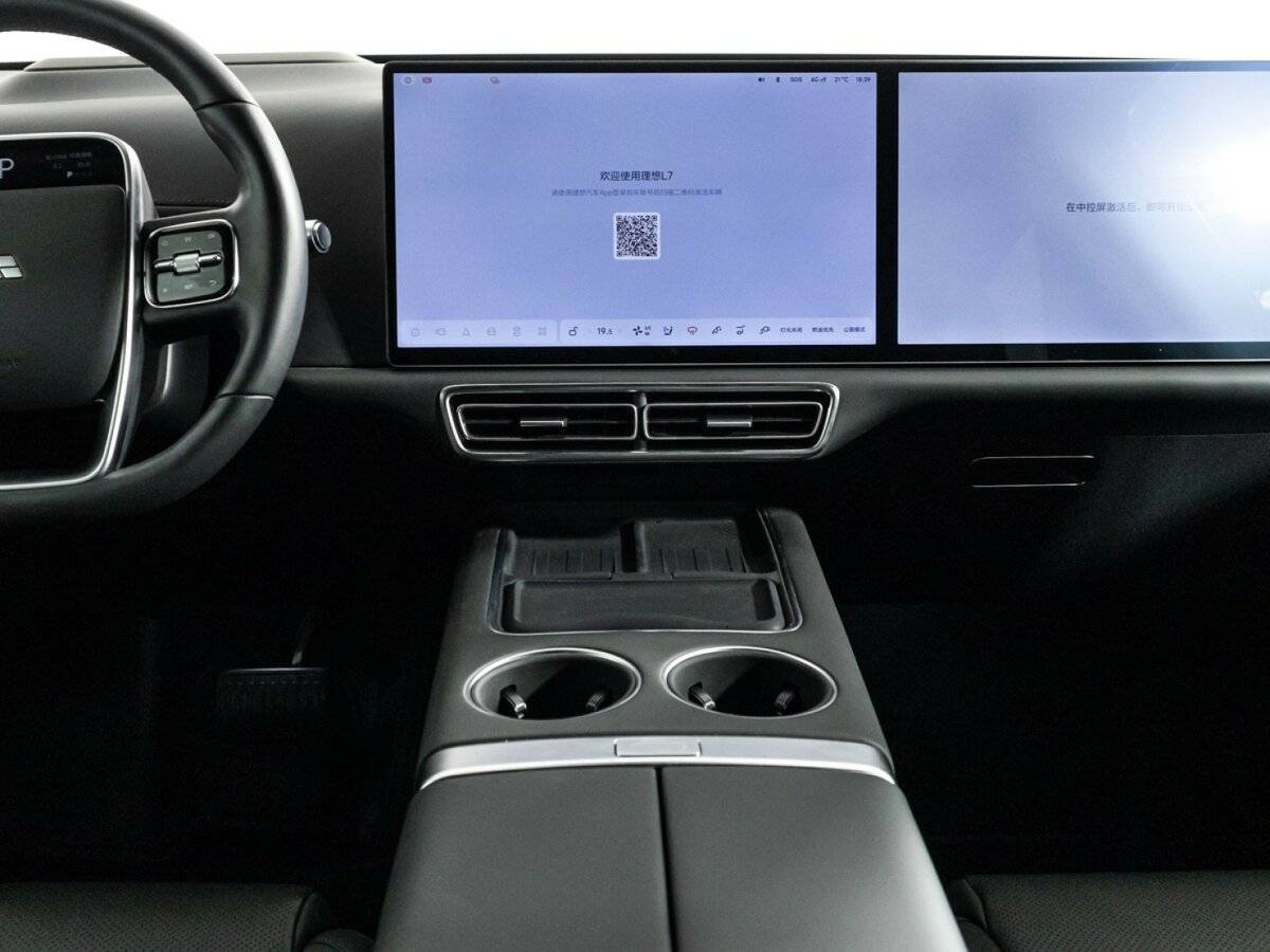 LiXiang L7 с пробегом — 2024 год. Фото: #12