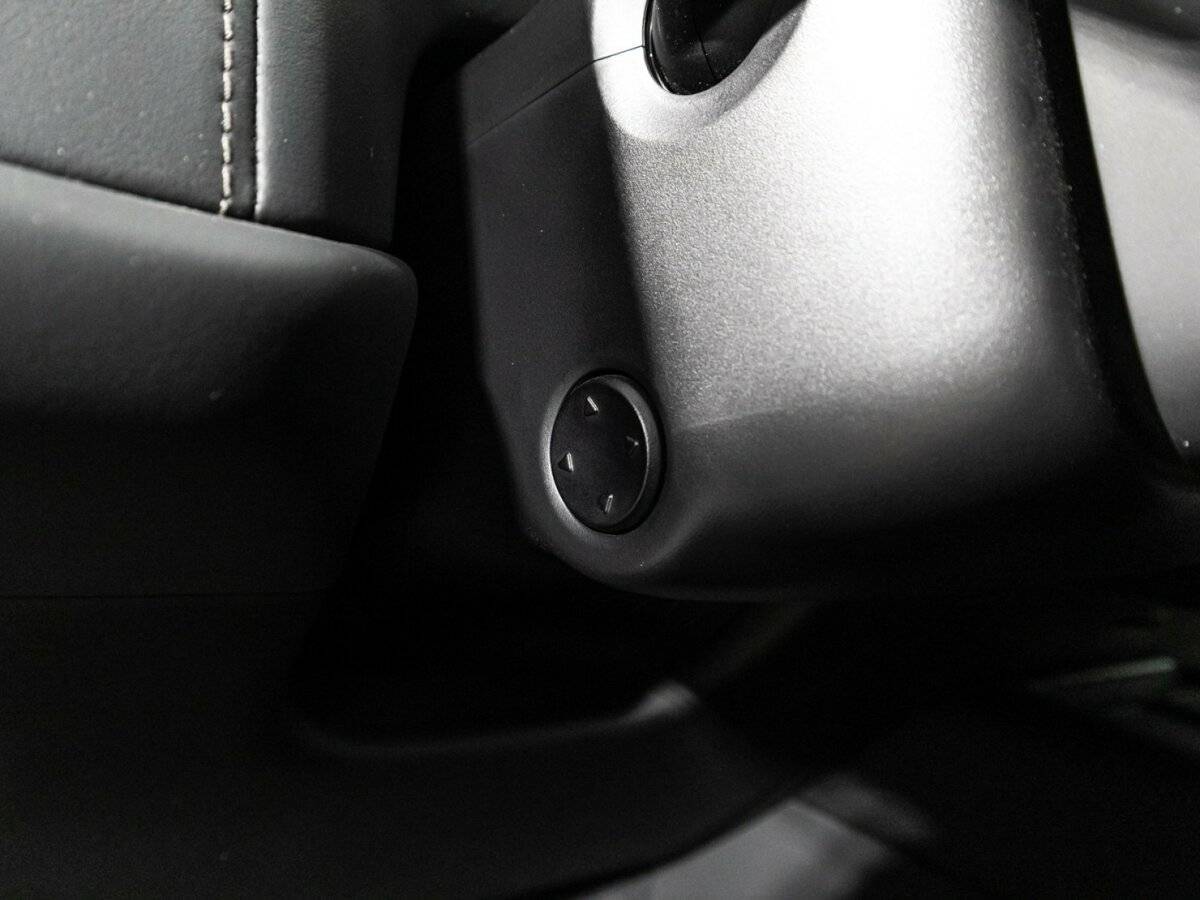 LiXiang L7 с пробегом — 2024 год. Фото: #27