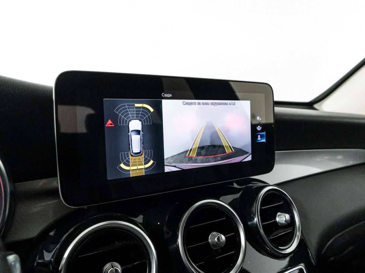 Mercedes-Benz GLC с пробегом — 2019 год. Фото: #17