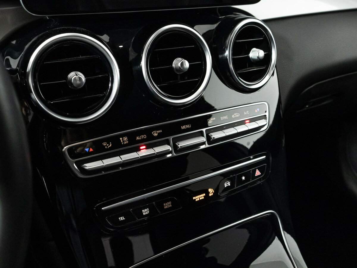 Mercedes-Benz GLC с пробегом — 2019 год. Фото: #20