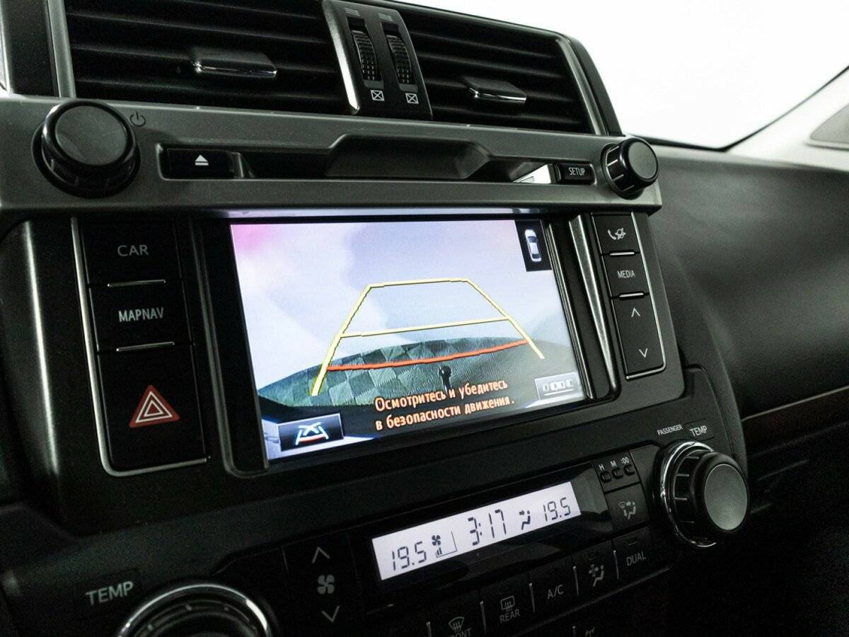 Toyota Land Cruiser Prado с пробегом — 2015 год. Фото: #18