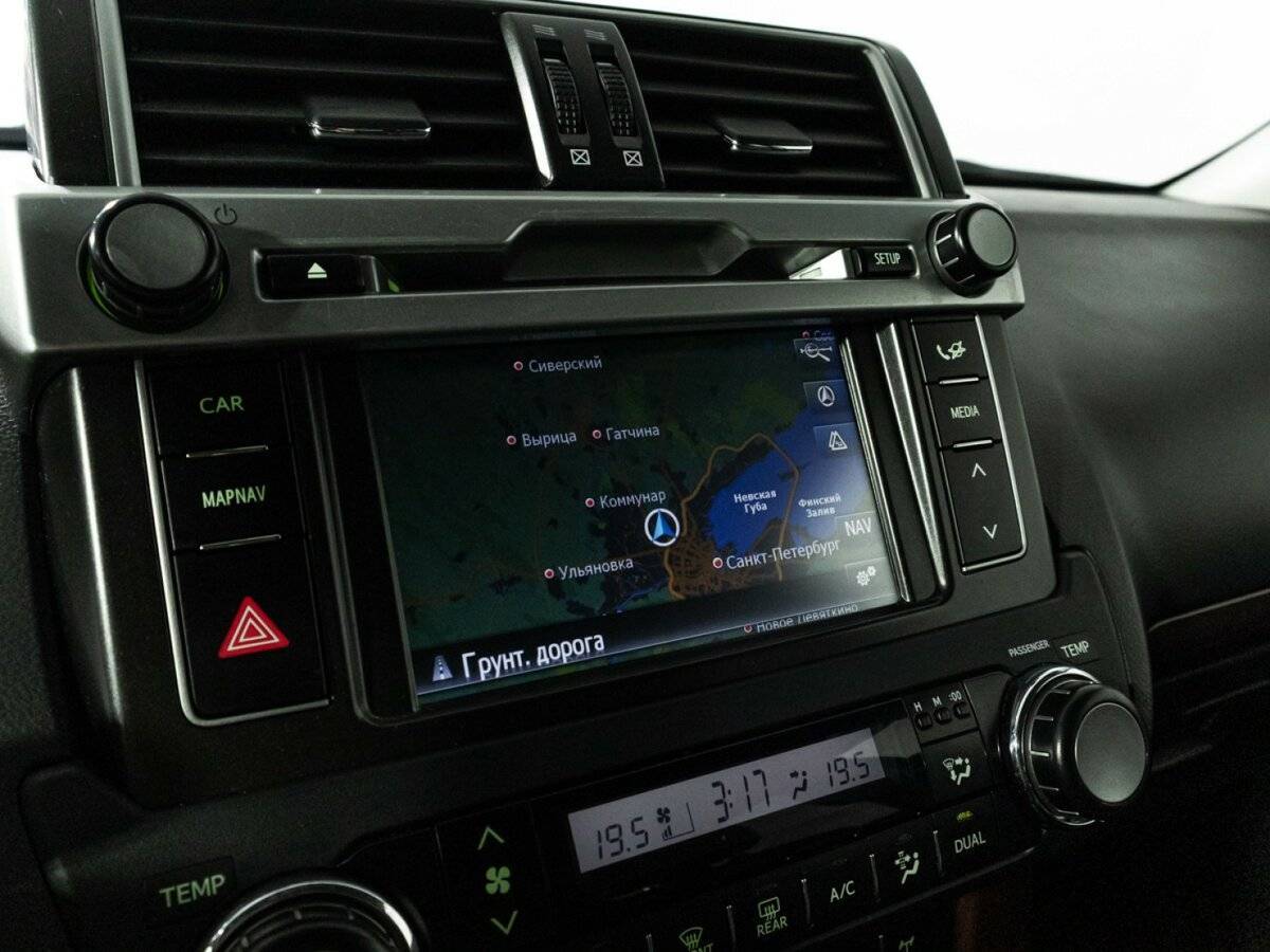 Toyota Land Cruiser Prado с пробегом — 2015 год. Фото: #19