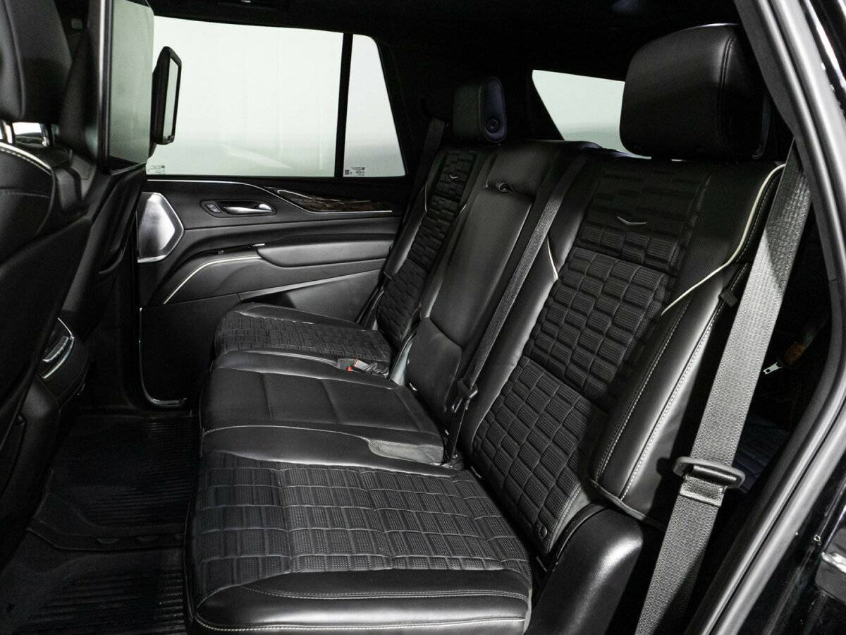 Cadillac Escalade с пробегом — 2021 год. Фото: #9