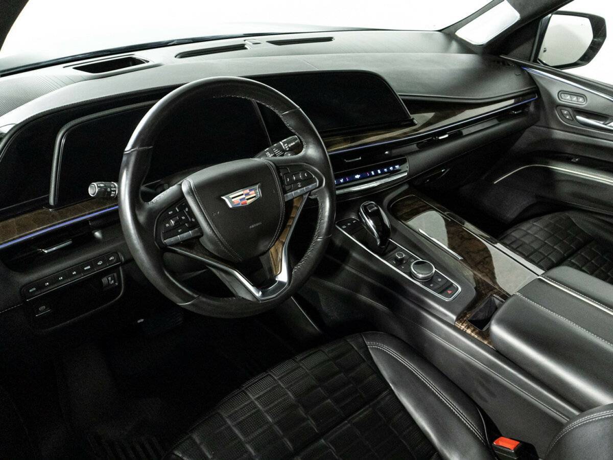 Cadillac Escalade с пробегом — 2021 год. Фото: #10
