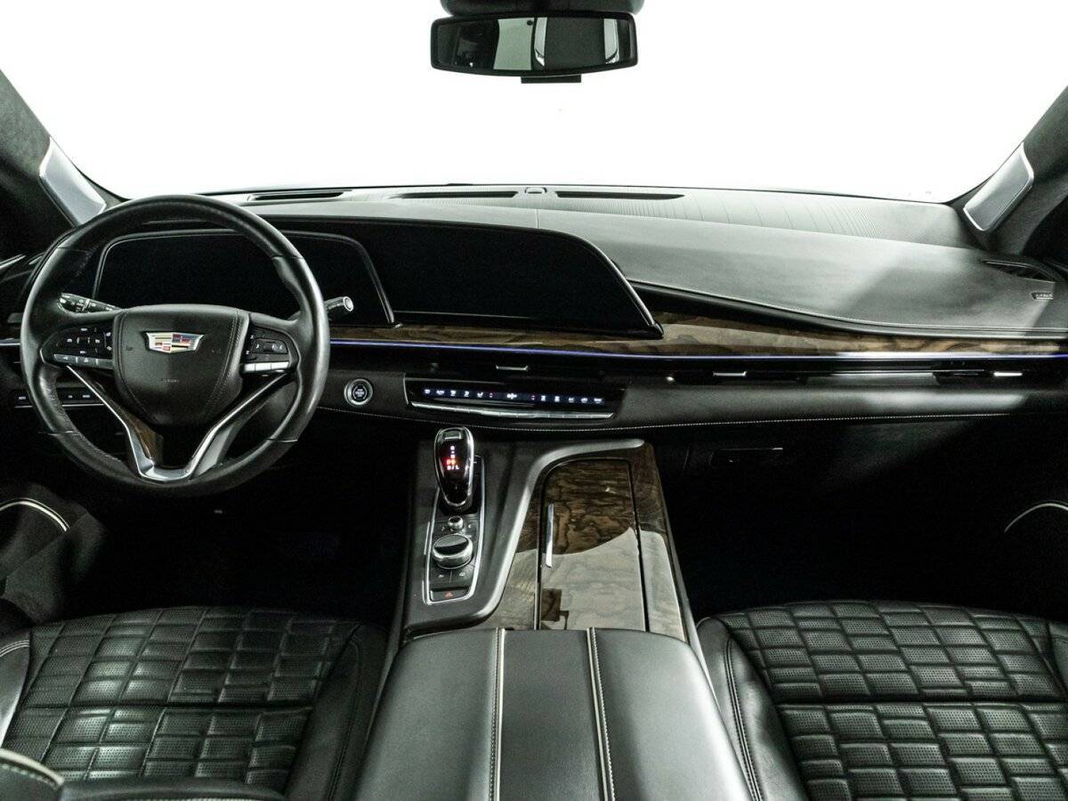 Cadillac Escalade с пробегом — 2021 год. Фото: #12