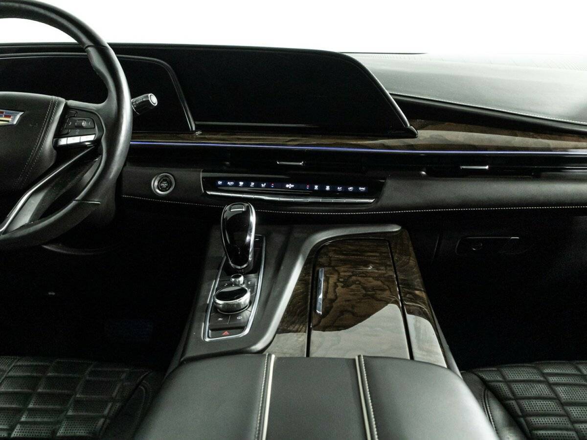 Cadillac Escalade с пробегом — 2021 год. Фото: #13